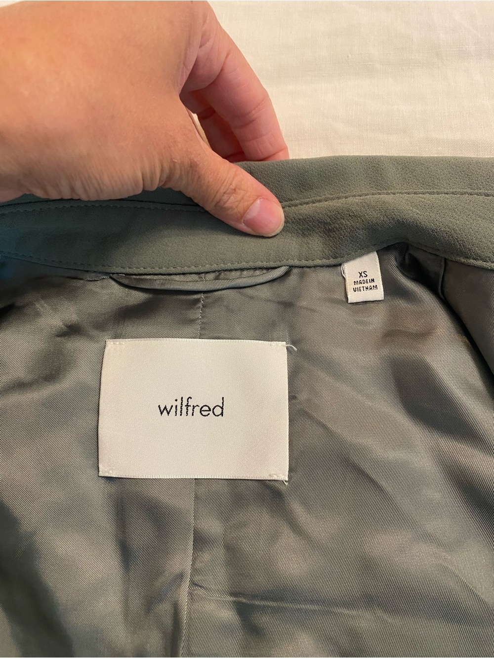 Aritzia Sage Green Cropped Button Jacket - Picture 7 of 9